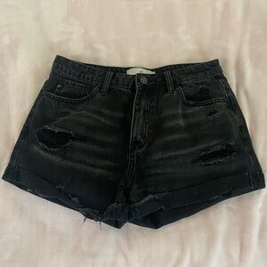 NWOT KANCAN BLACK JEAN SHORTS SIZE MEDIUM!